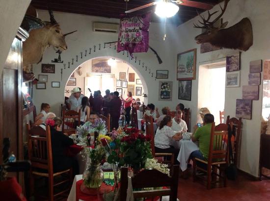 Vamos a comer a Bustamante